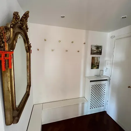 Bubus Terrace アパート *